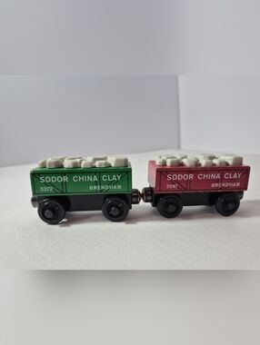 Thomas & Friends Wooden Railway Sodor China Clay Cars  BA(T) L Vintage 1997